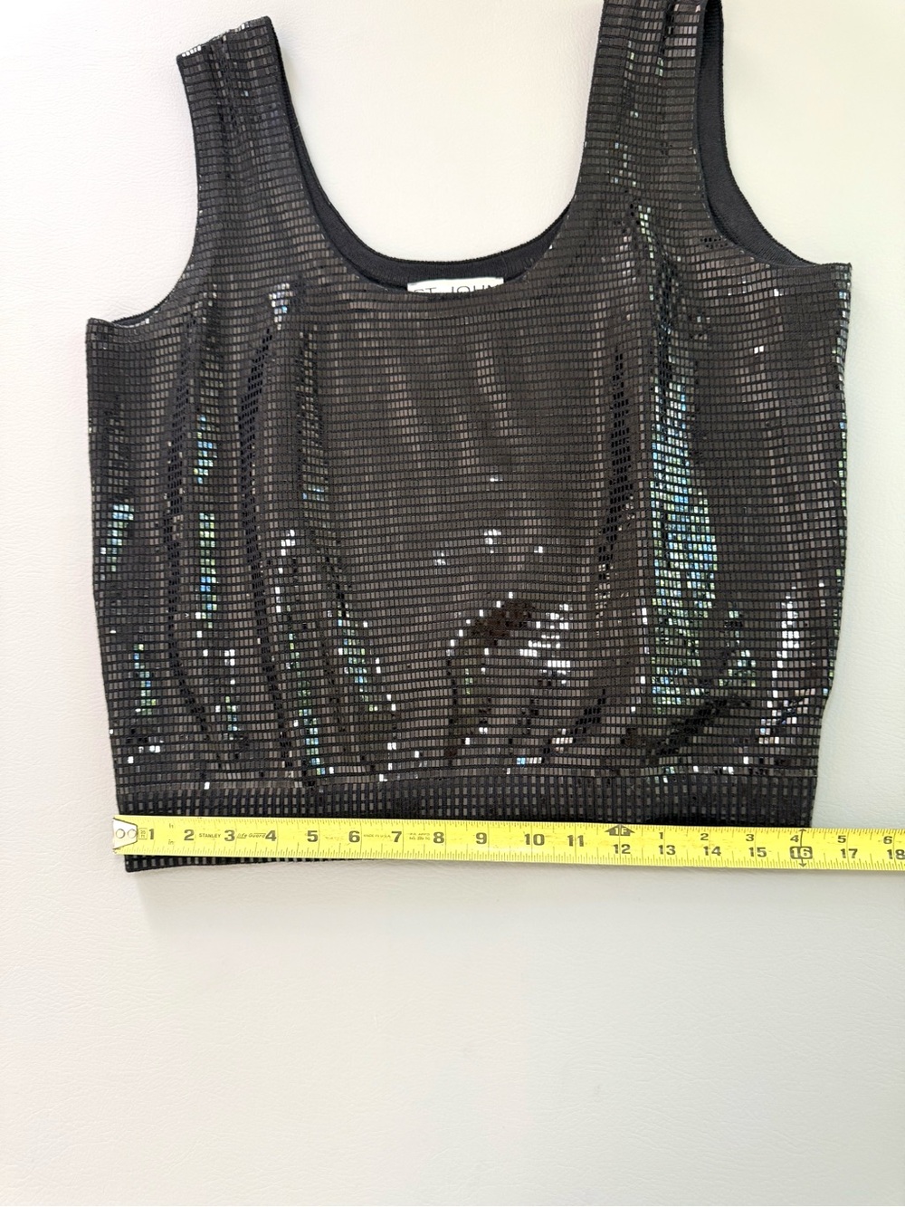 St. John Black Bonded Sequins Knit Sleeveless Tank Top Women’s size Large - Picture 3 of 10